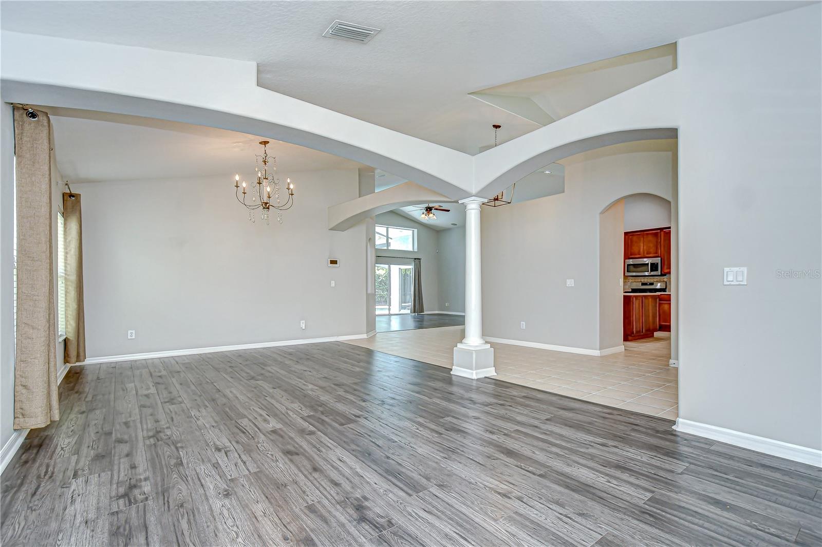 Plenty of space to entertain!