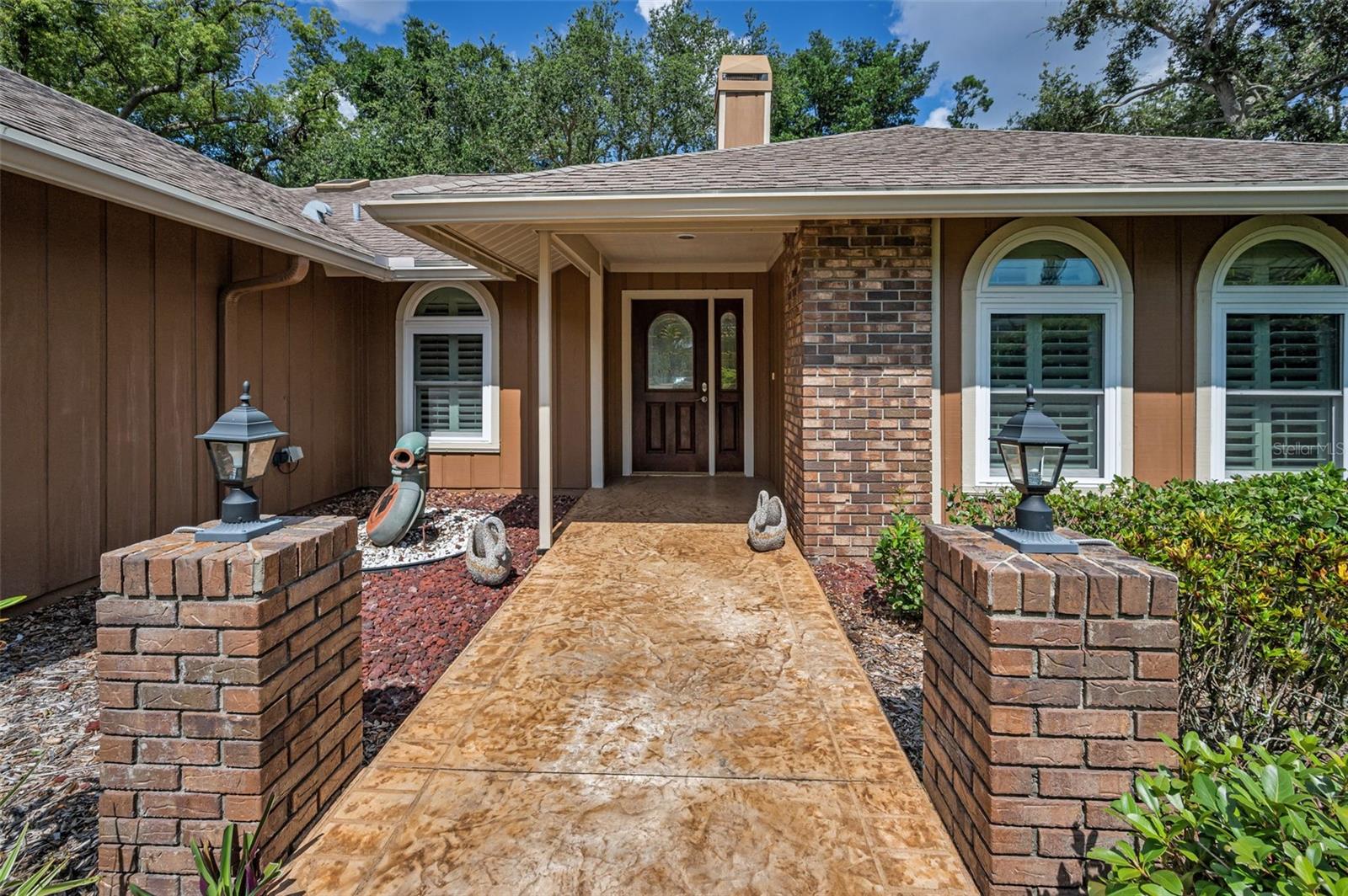Inviting Front Entry