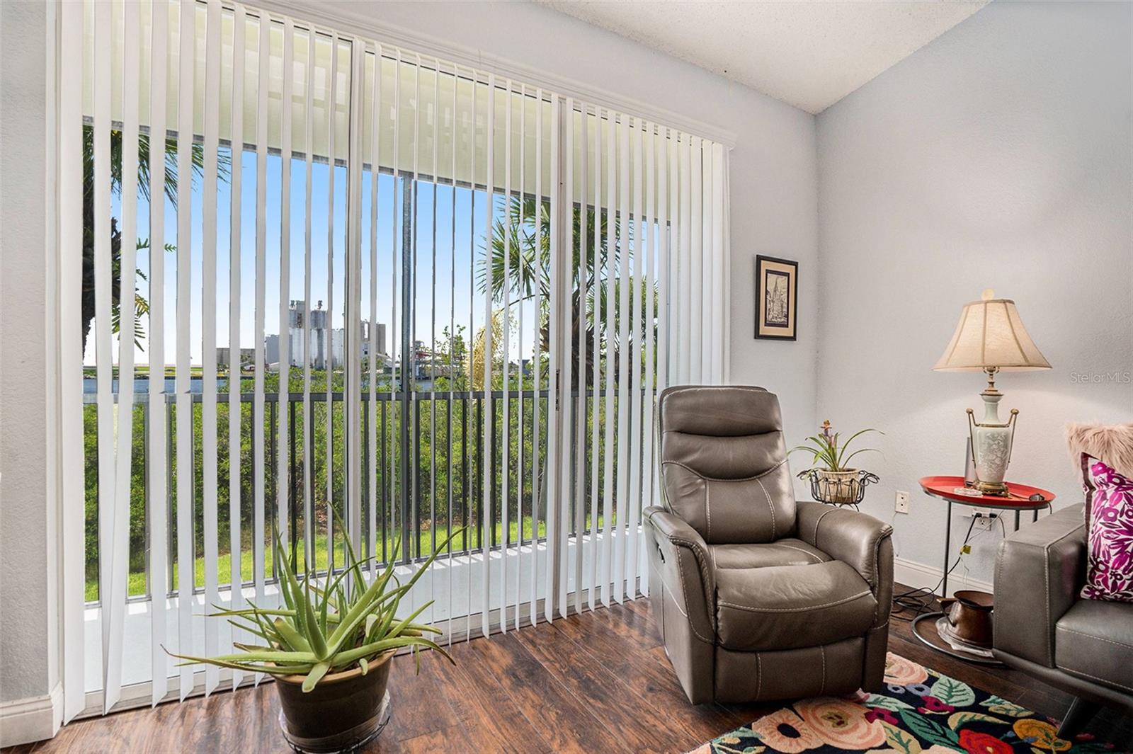 Screened Balcony
