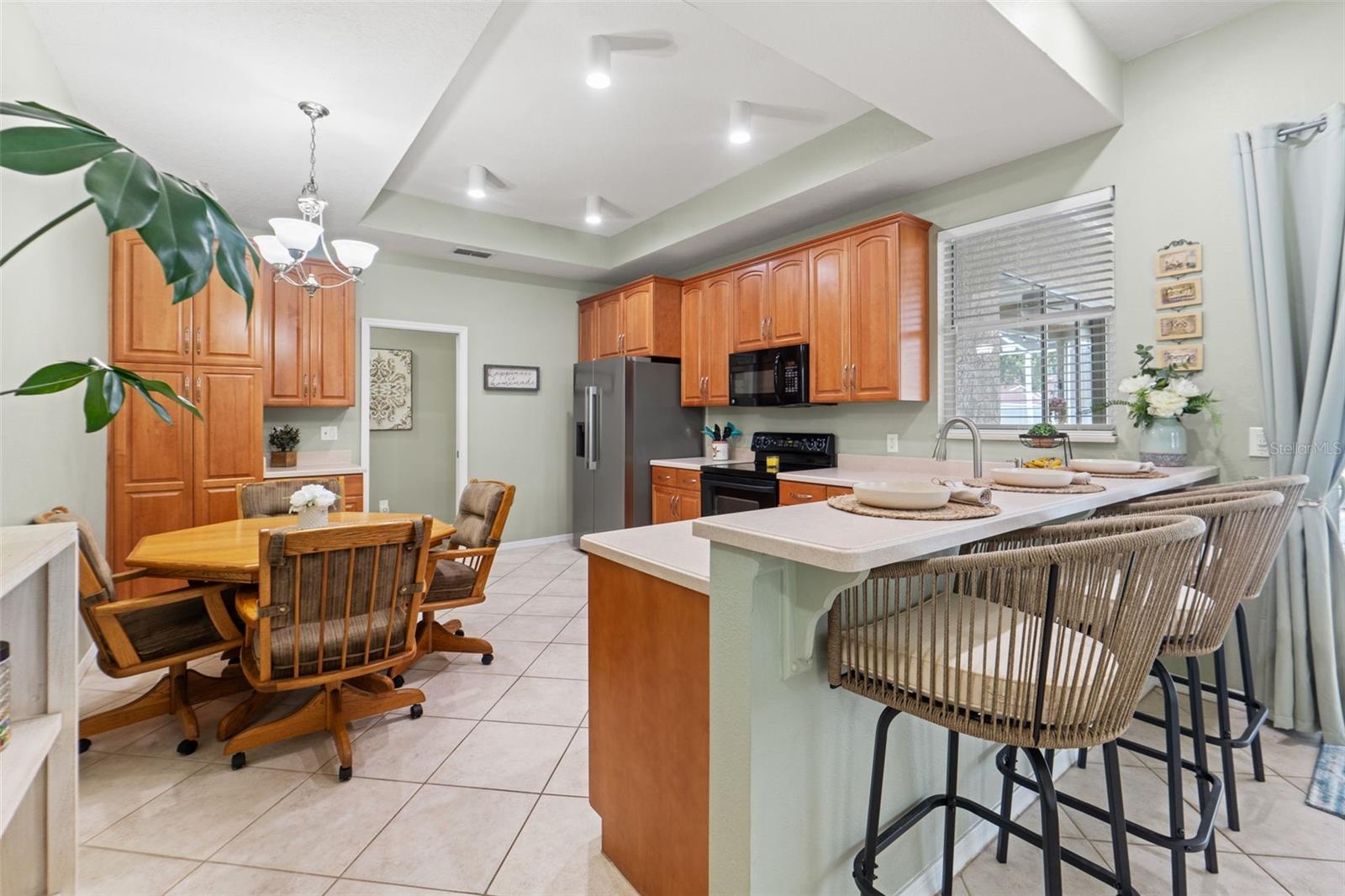 Eat in kitchen/Breakfast Bar