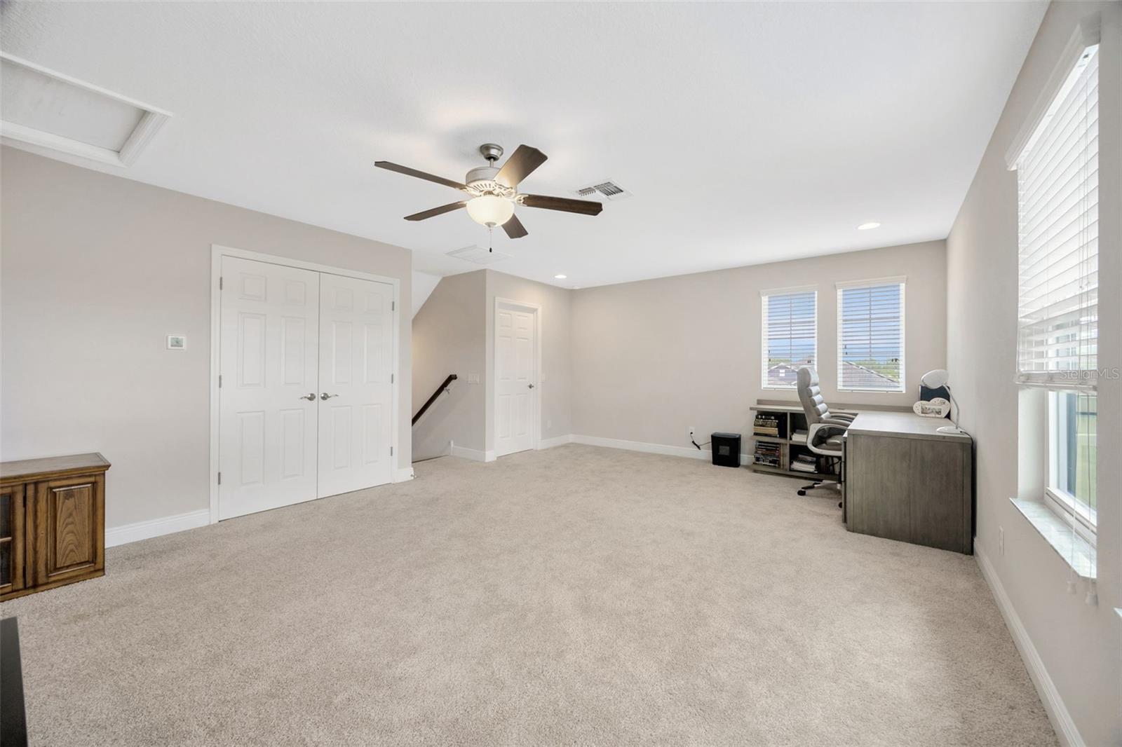 Loft/ bonus room (upstairs)