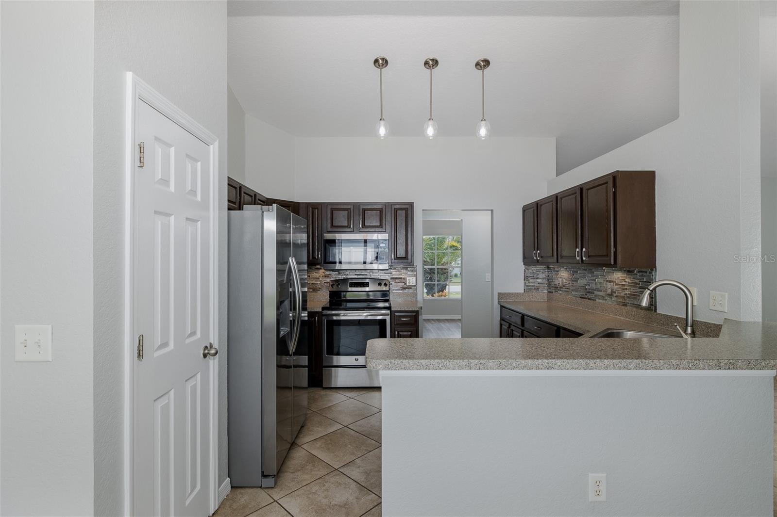 Open kitchen