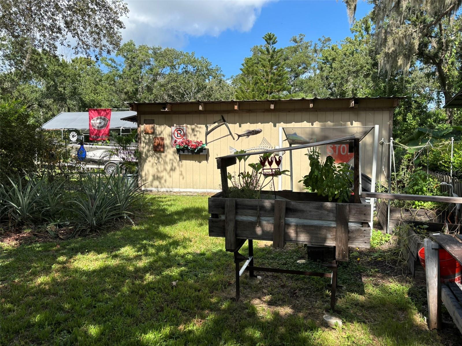 TB8402830