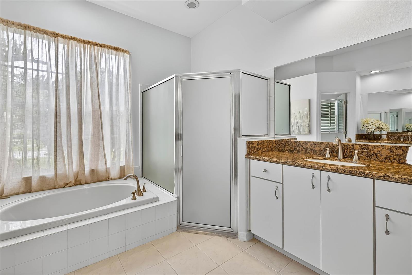 Primary bath