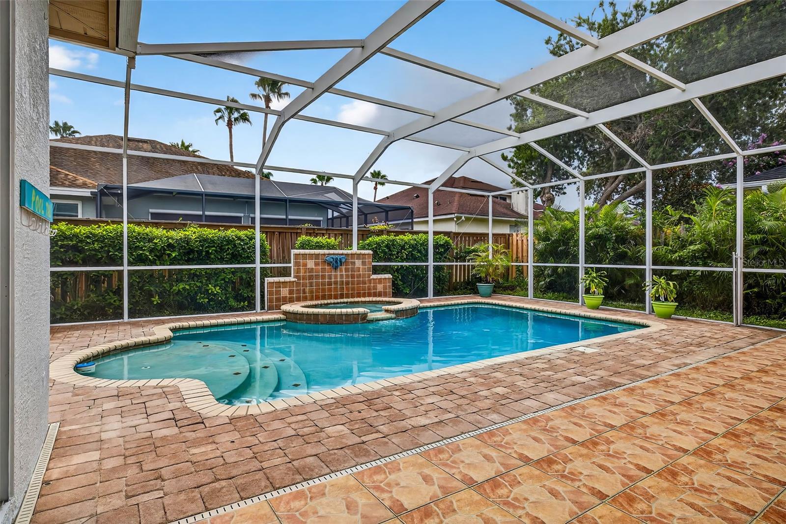 Spacious screened pool lanai