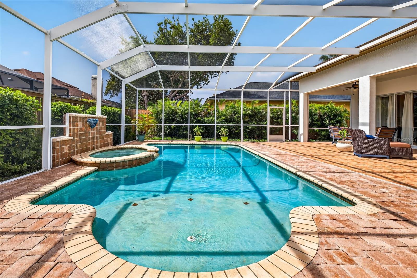 Spacious screened pool lanai