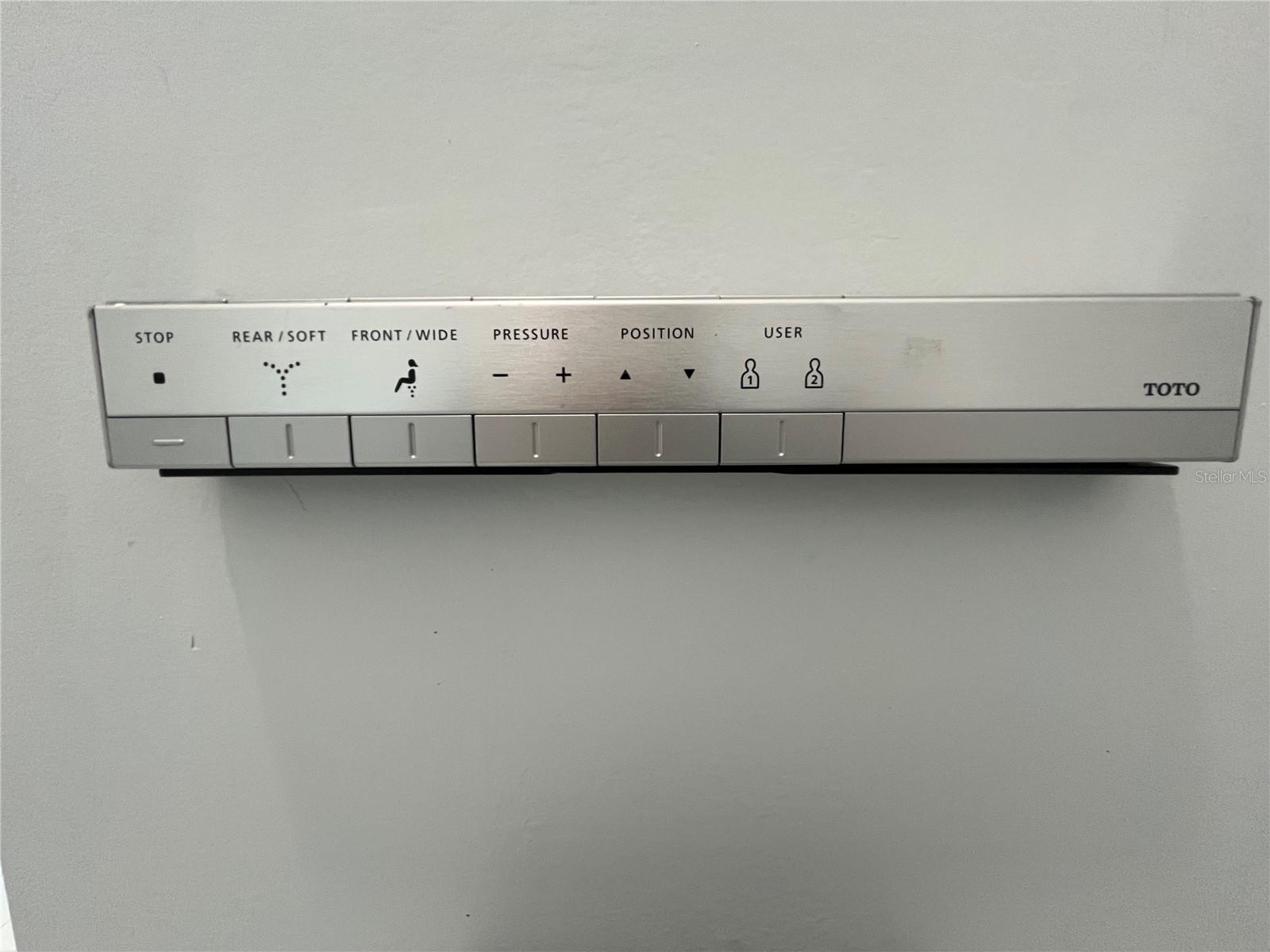TB8402962