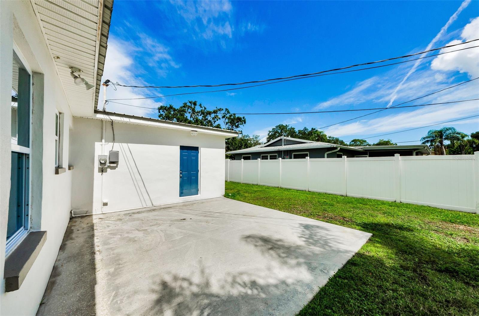 back of house by garage
