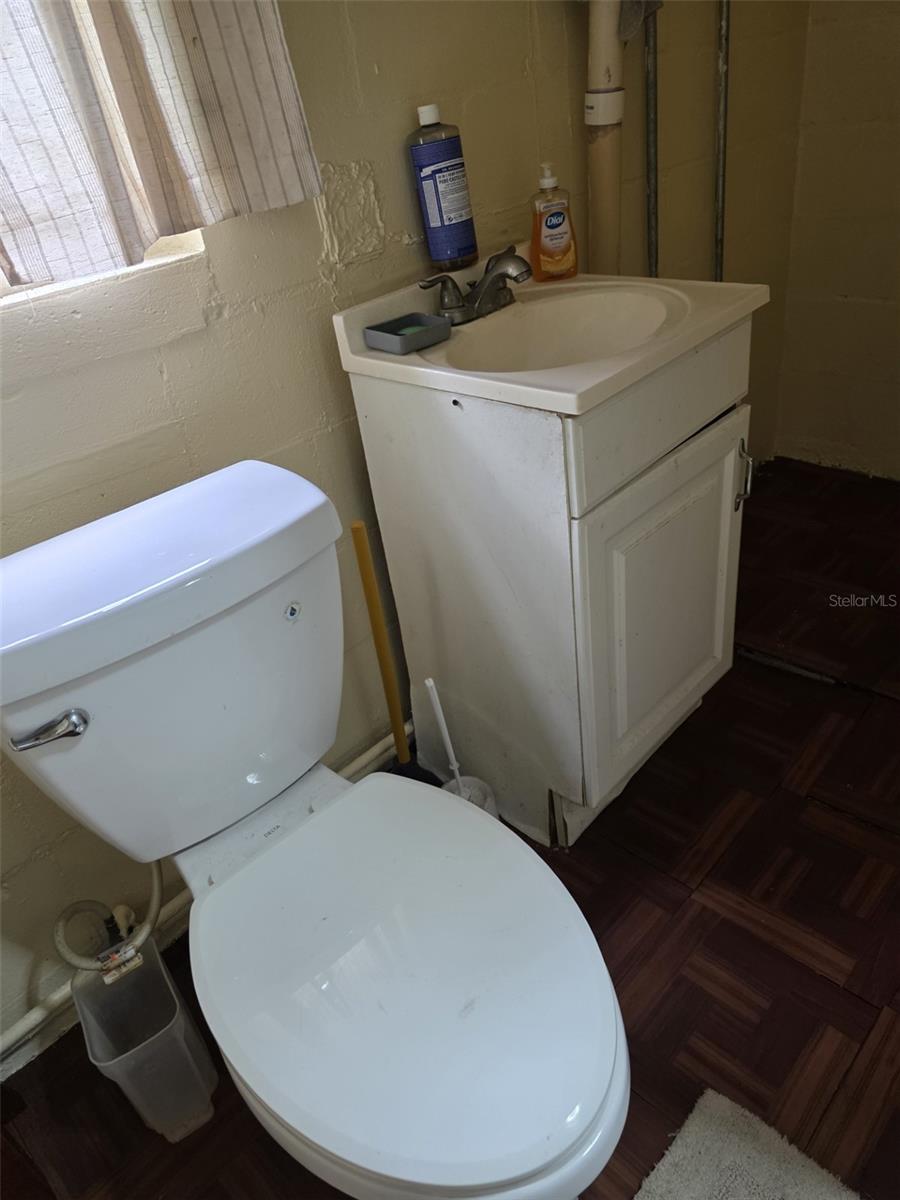 Half bath (plumbed for a shower)