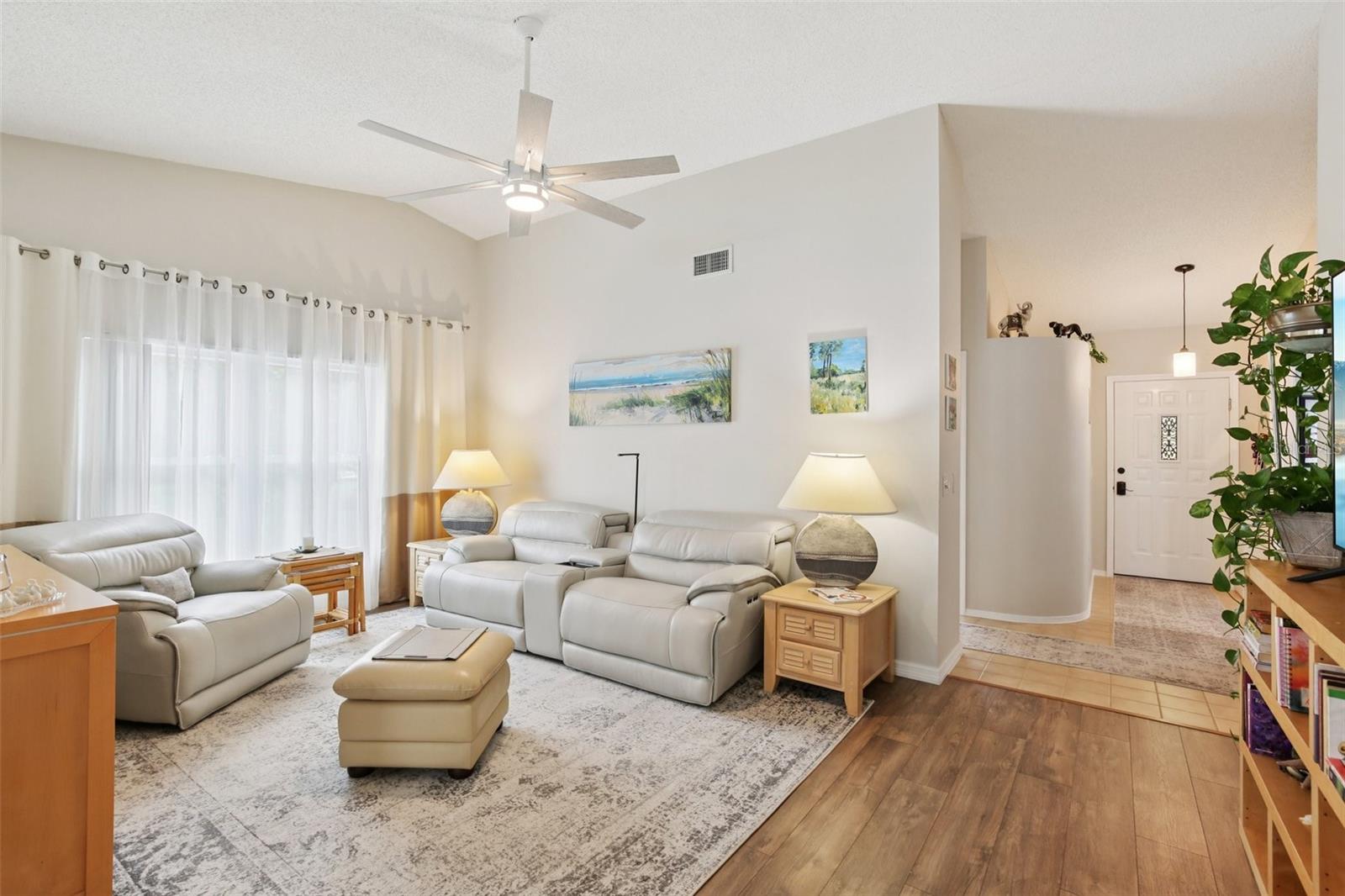 Full living room.
