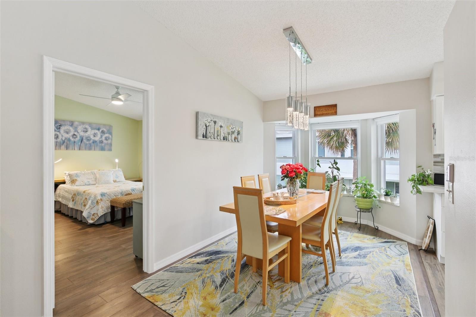 Dining room.