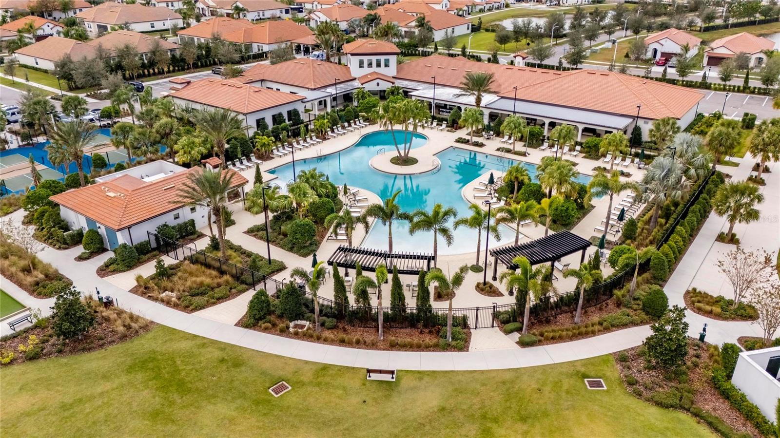 Medley Club and Amenities