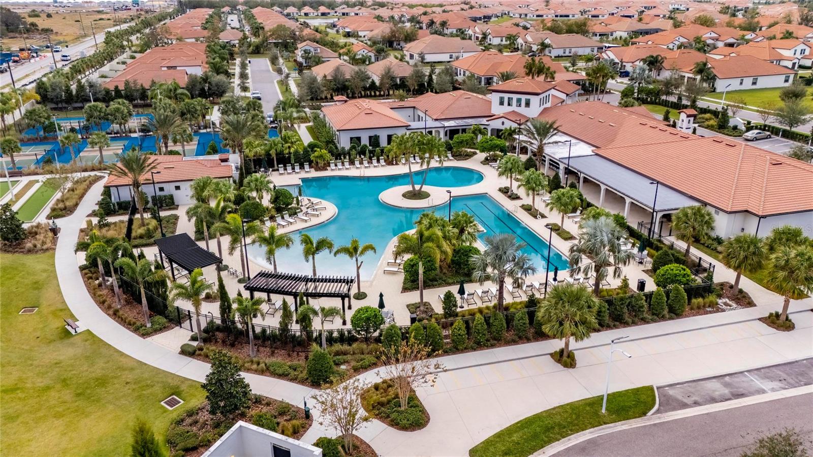 Medley Club and Amenities