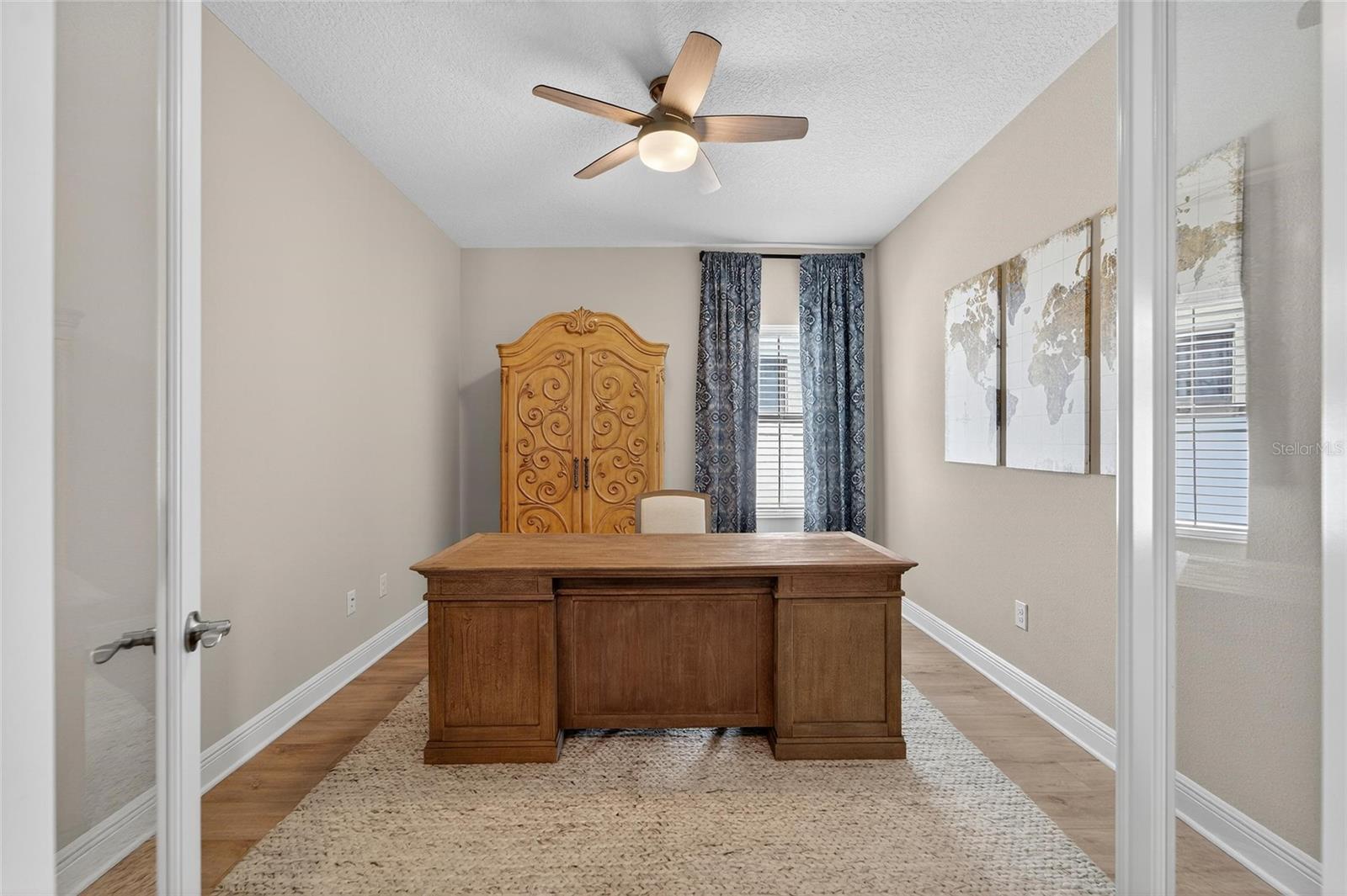 Office / Den