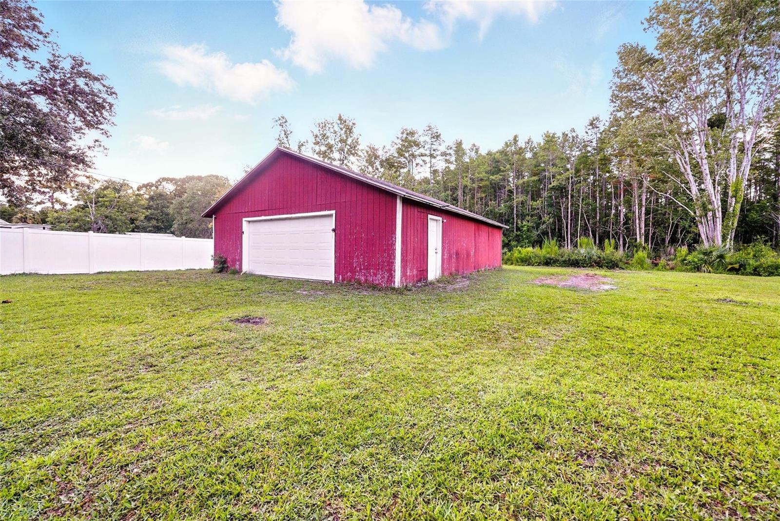 1821 Sq Ft Detached Garage/Workshop