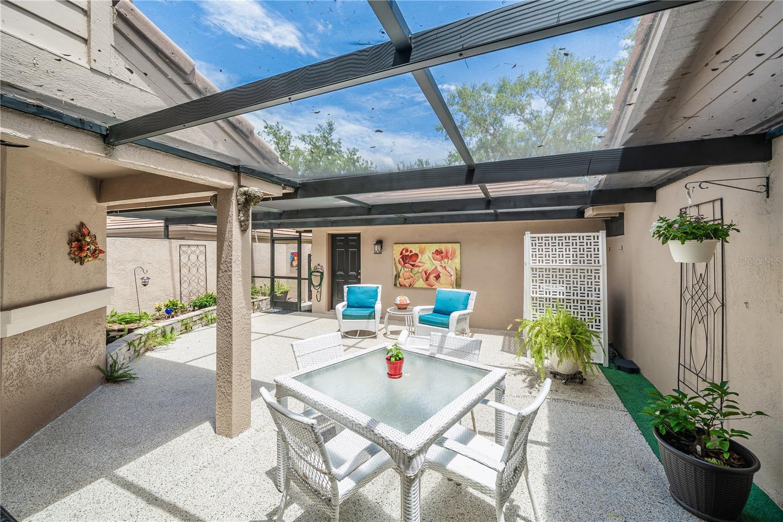 Screened front courtyard