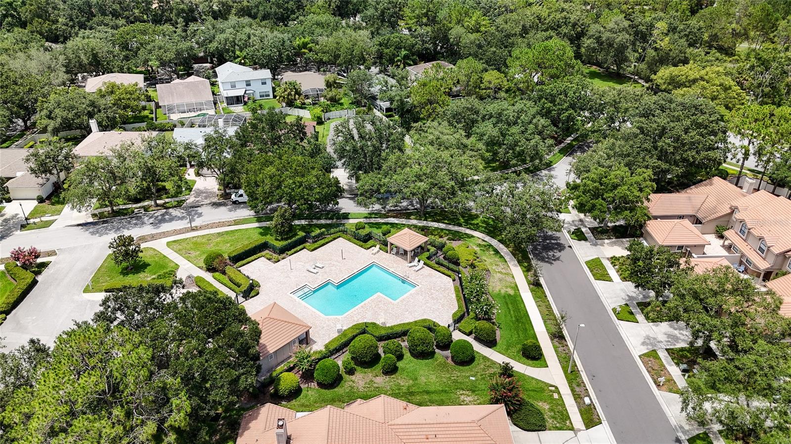 North Oakcrest Community