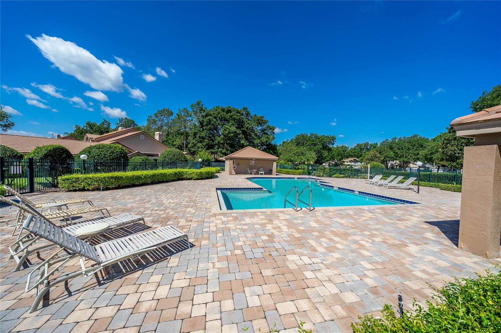 North OakCrest Pool
