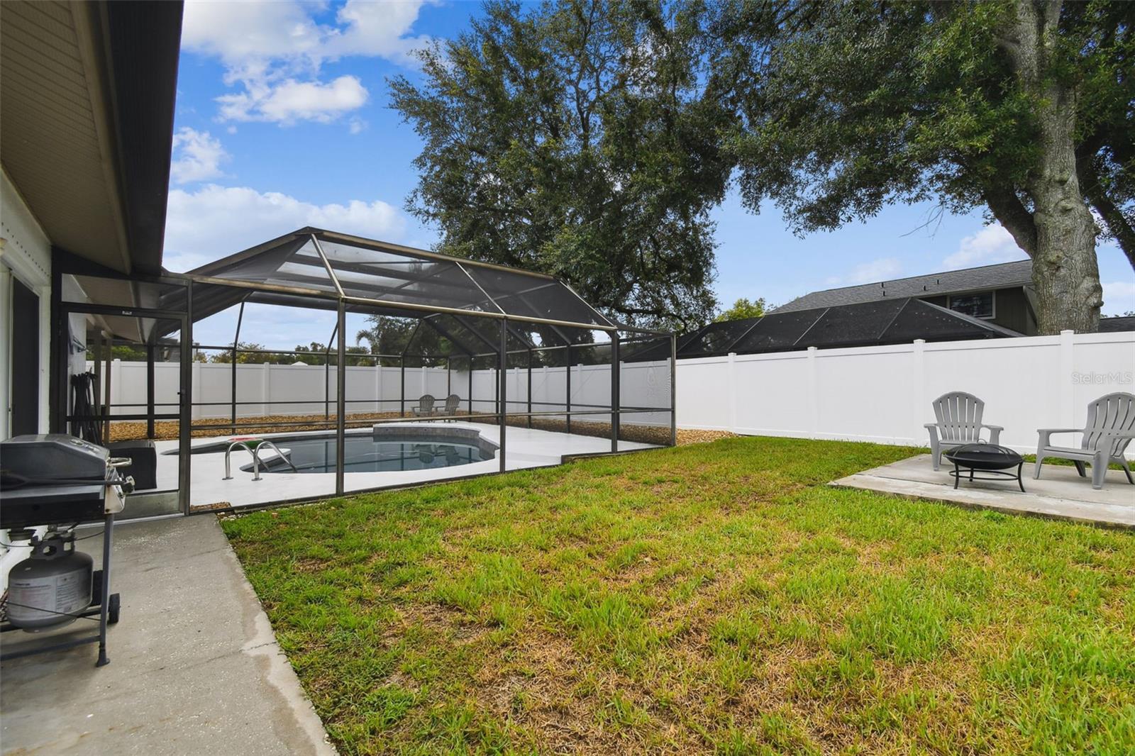 Fenced Backyard ~ Bonus Space with Endless Possibilities