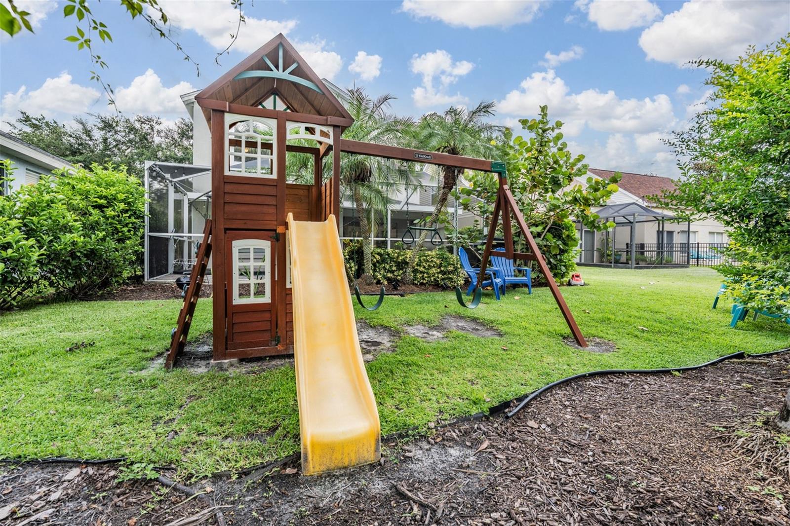 Playset STAYS!