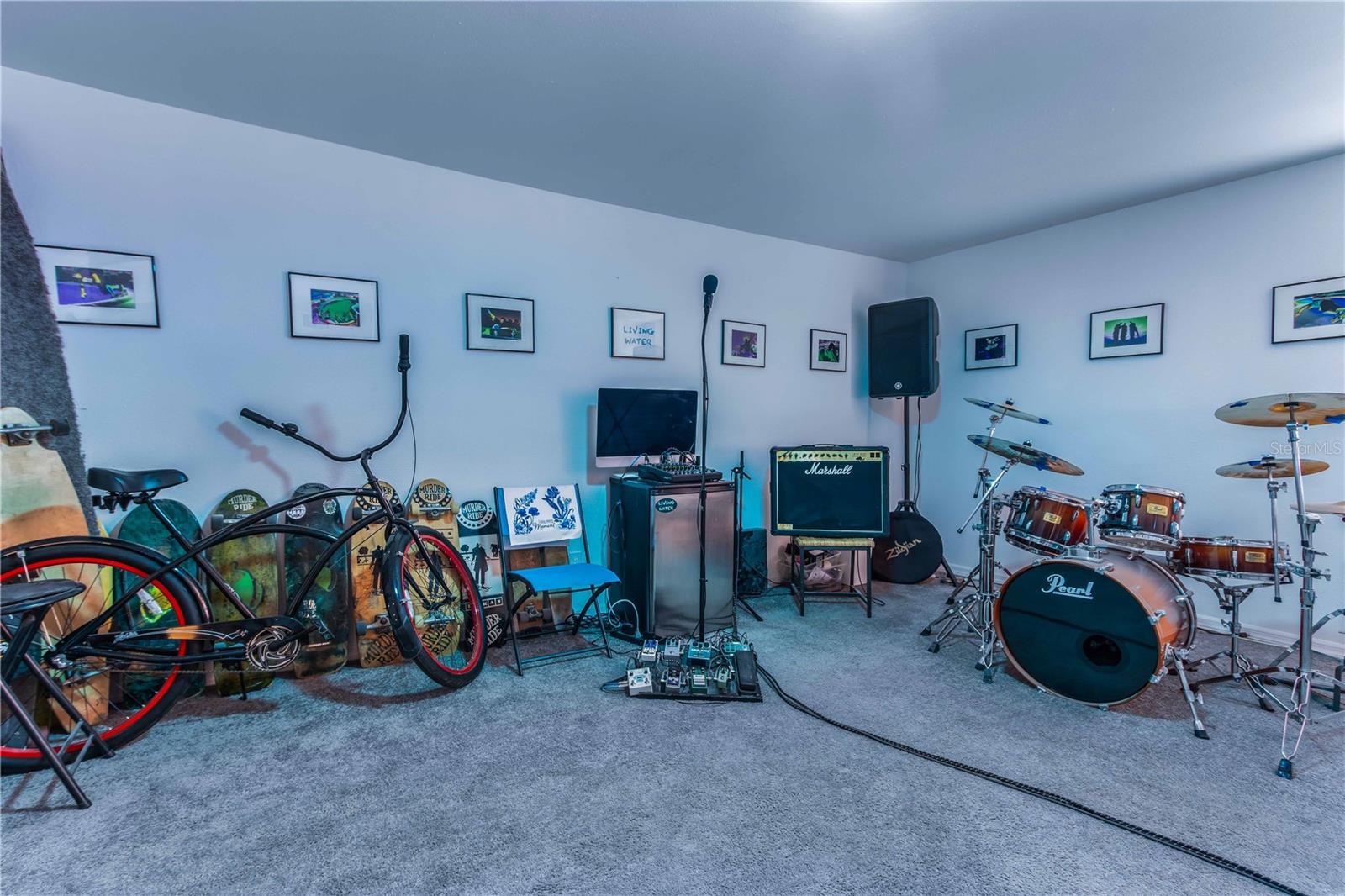 Huge bonus room!