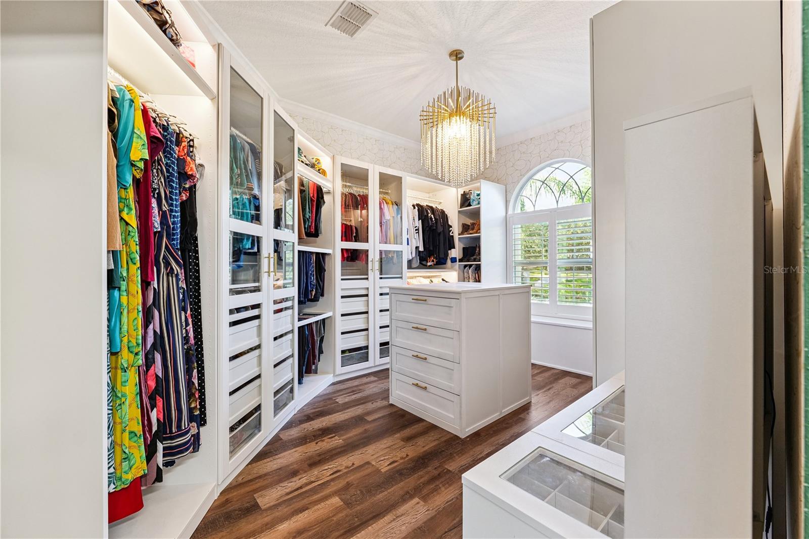 250 Sq FT Primary Closet