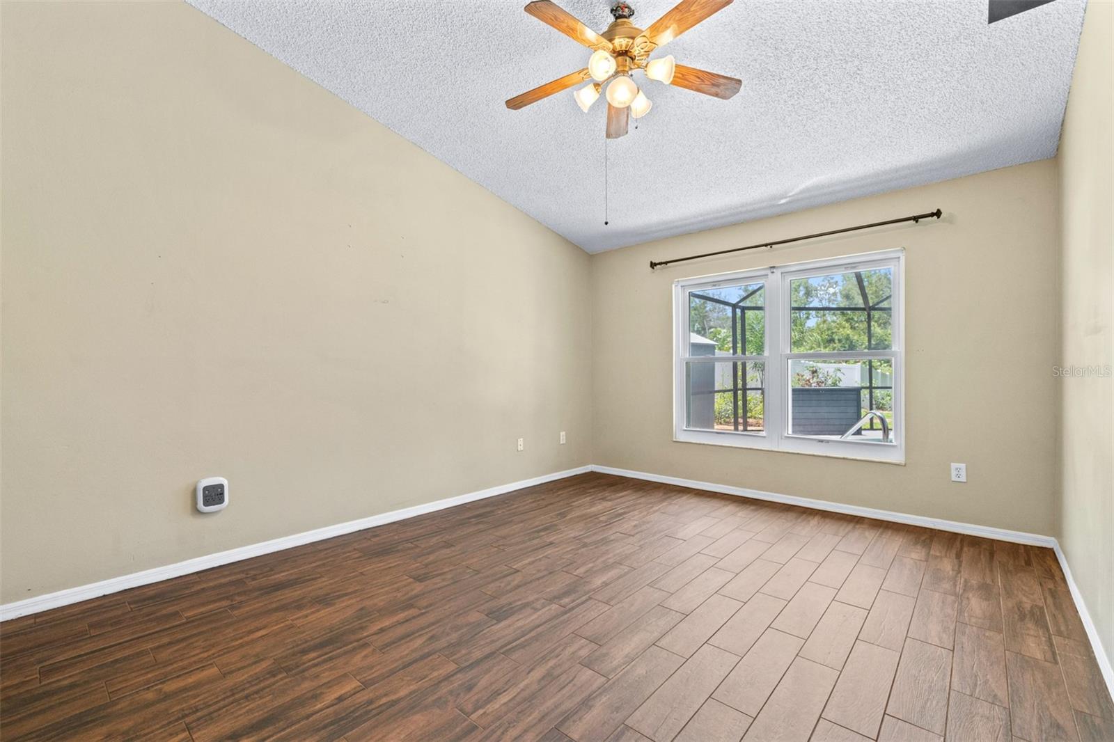 Master bedroom 19x12
