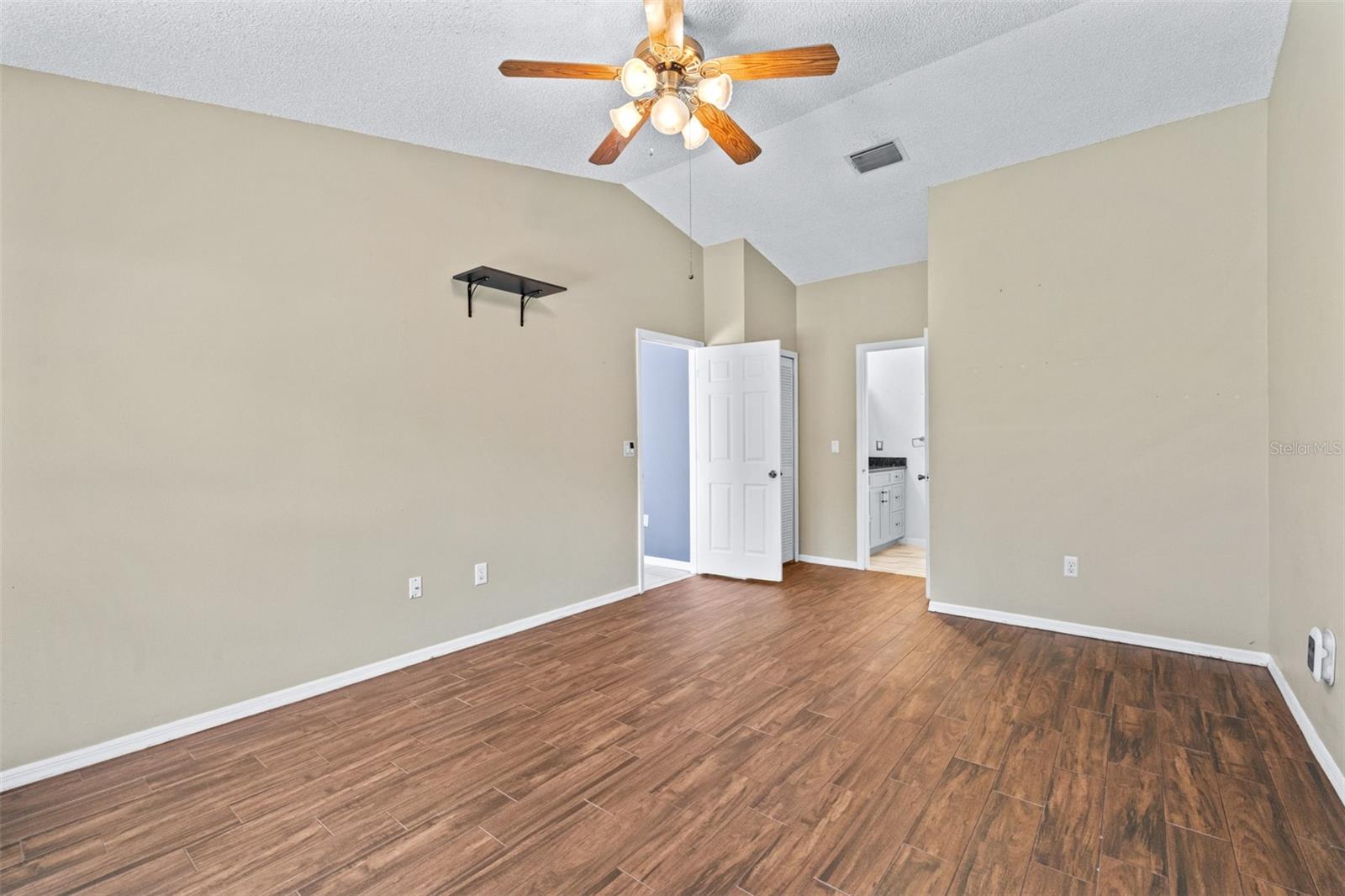 Master bedroom 19x12