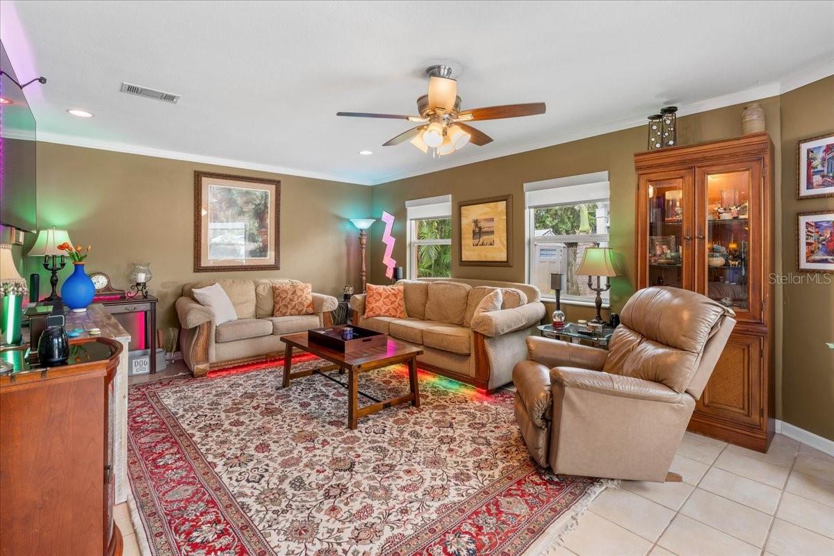 Second living room