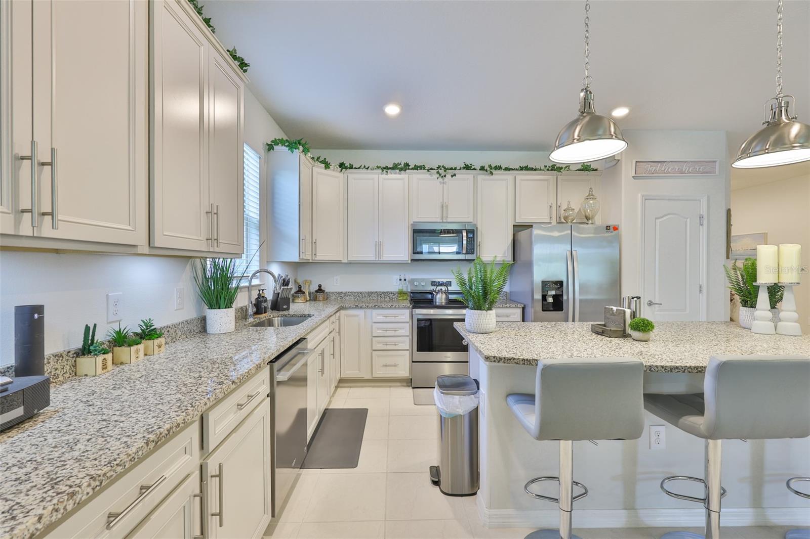 GOURMET KITCHEN!