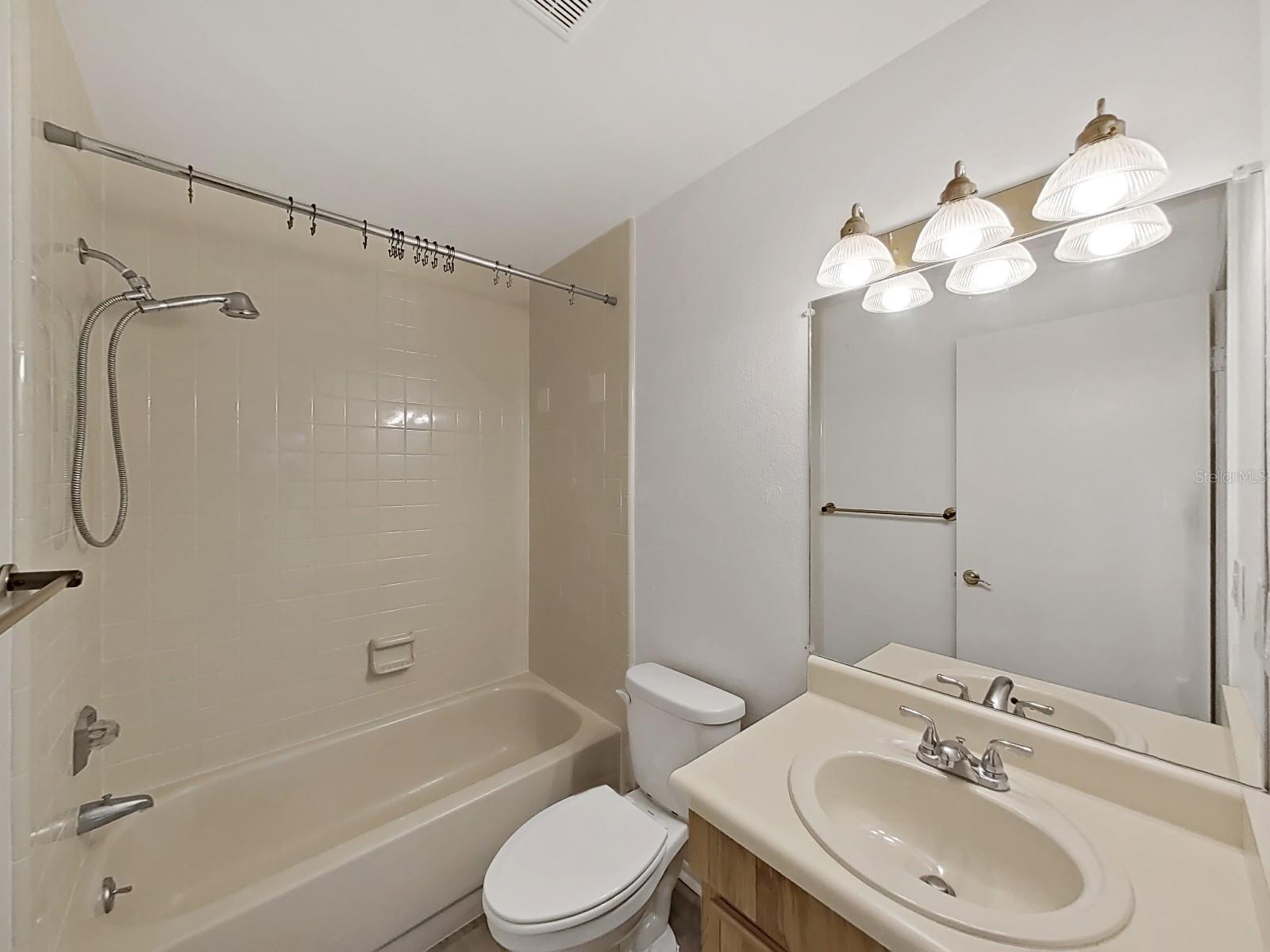 2nd Bathroom
