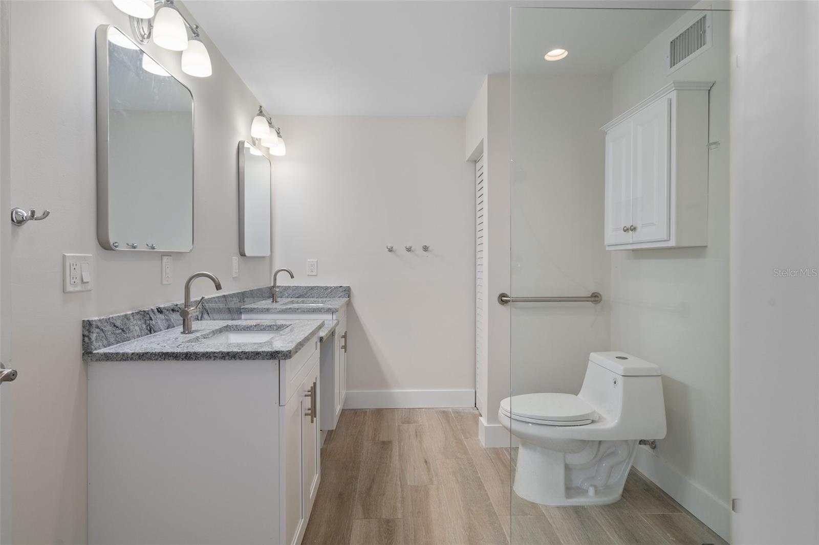 Ensuite bathroom 1st floor