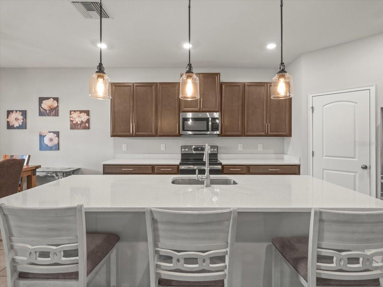 Large Island in the Kitchen