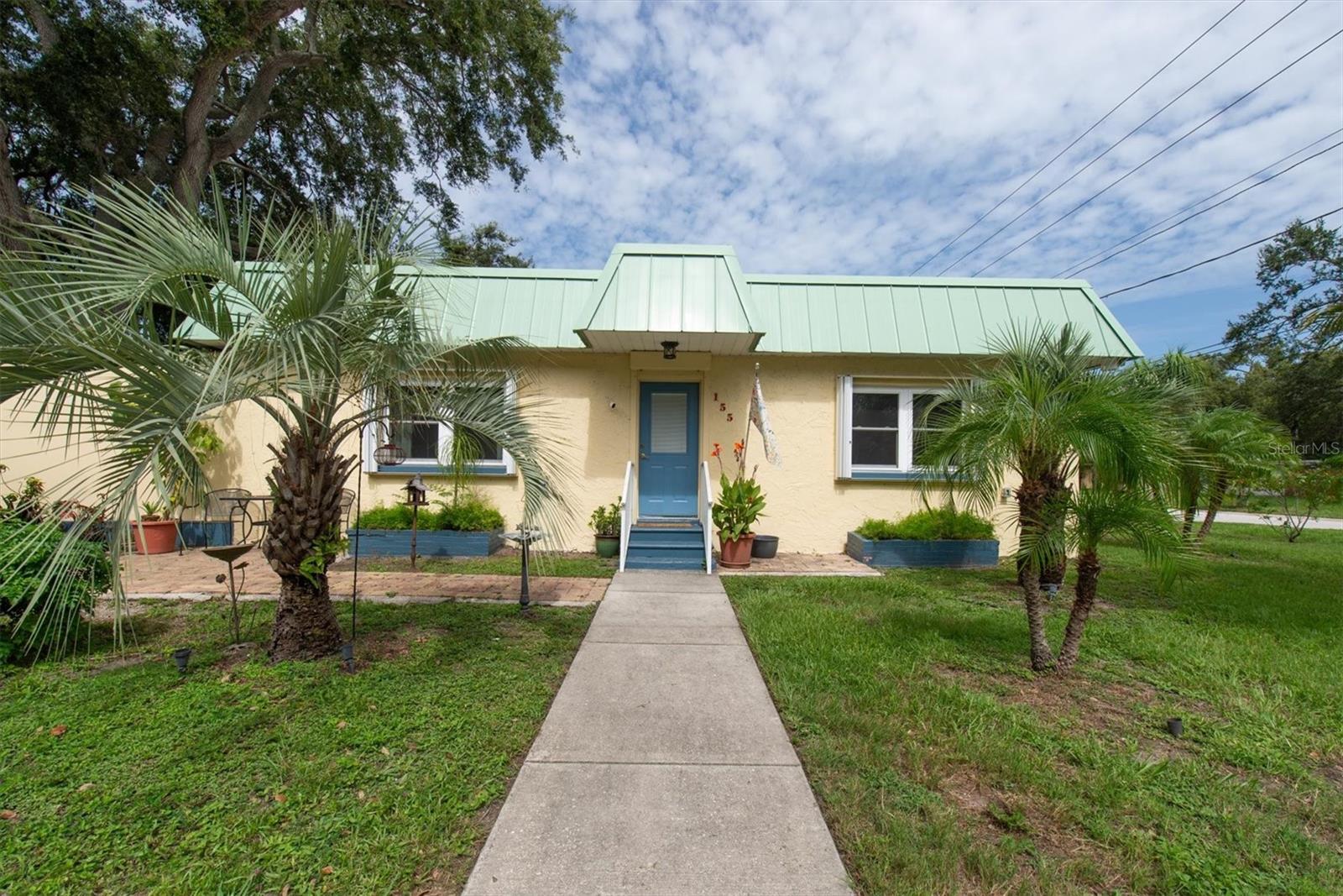Gorgeous corner lot!