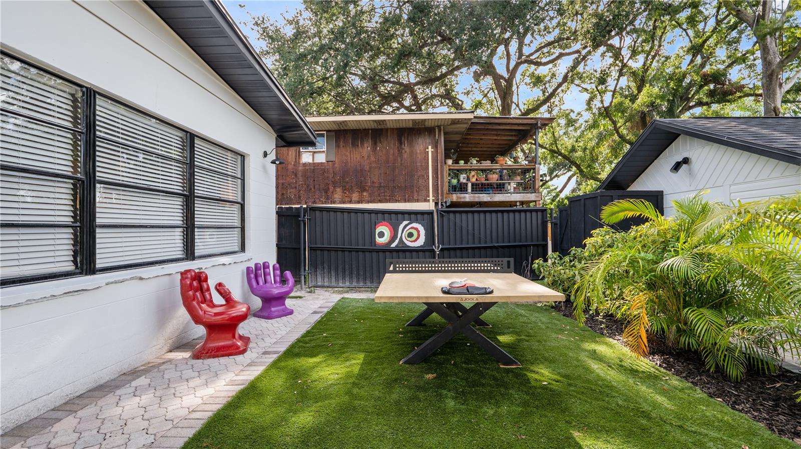 Ping pong Table hangout