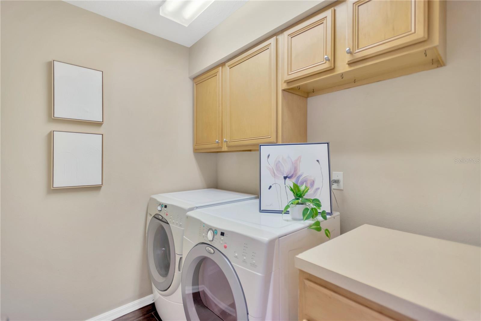 Washer & Dryer Included