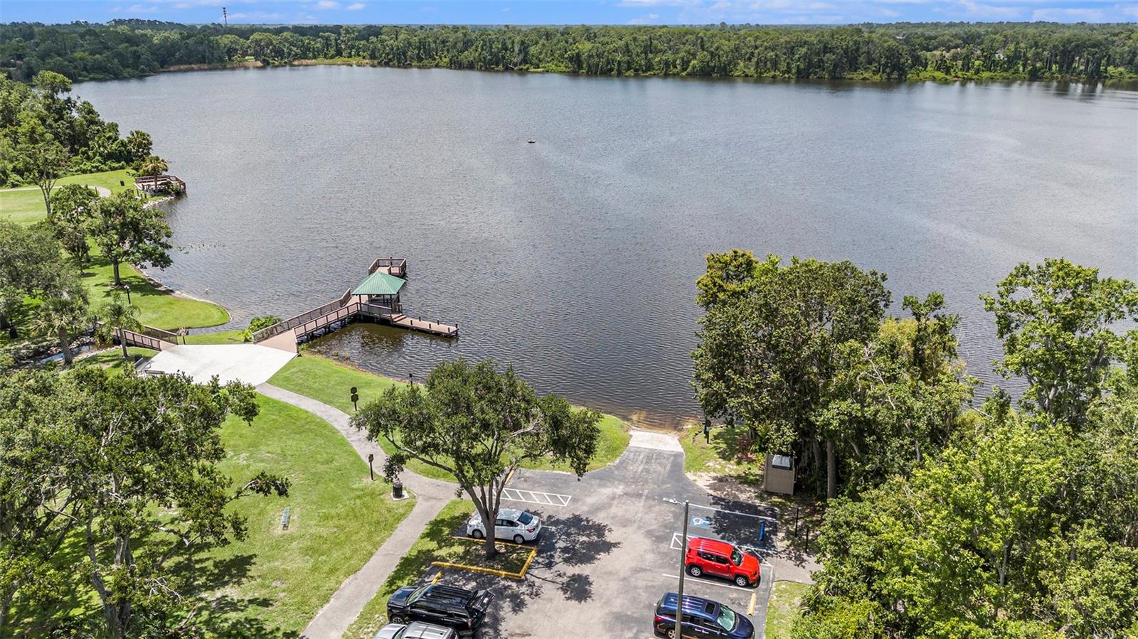 ?? Walden Lake Community Amenities