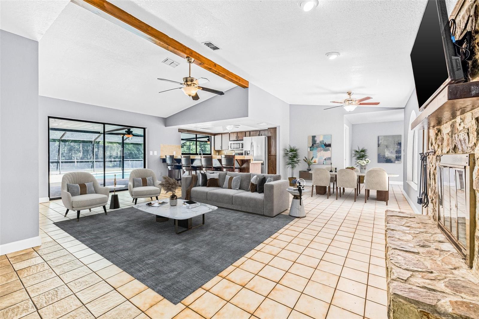 2nd Living room off the kitchen
