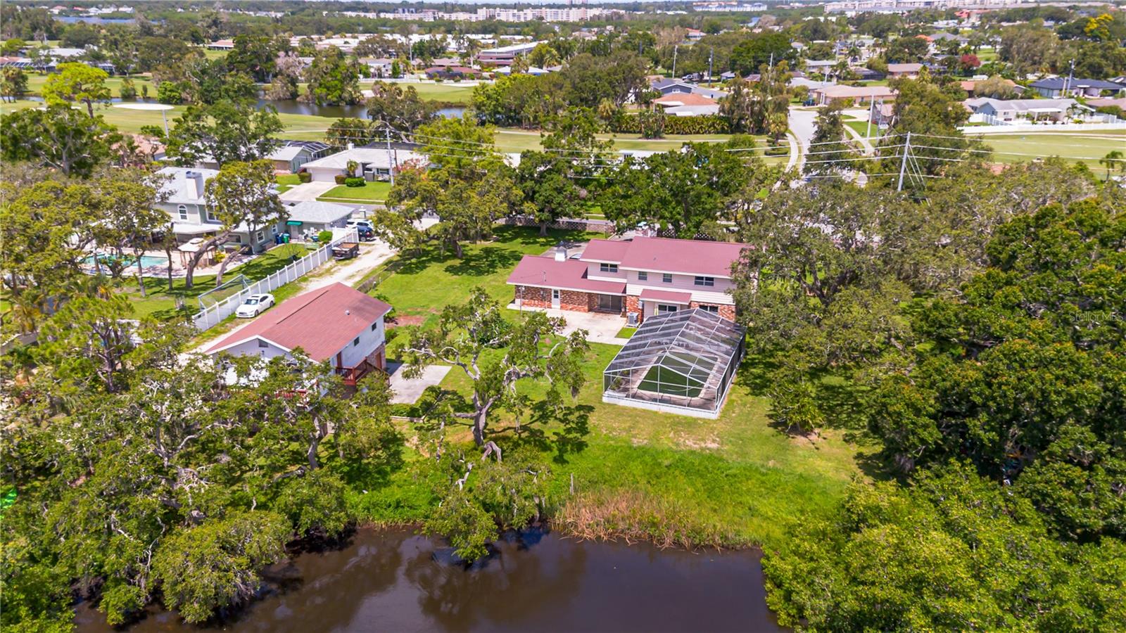 ariel bayou view