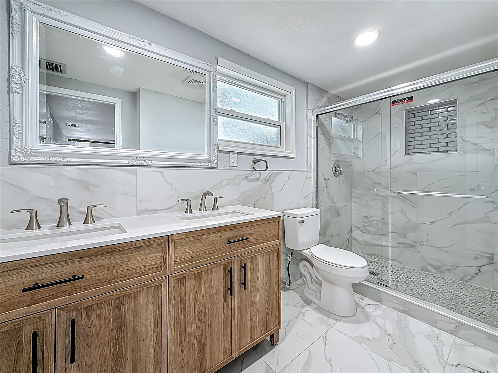Primary Suite Bathroom