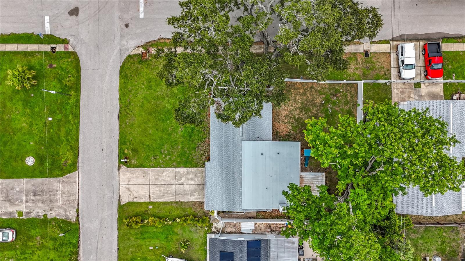 Large Corner Lot with Double Gate