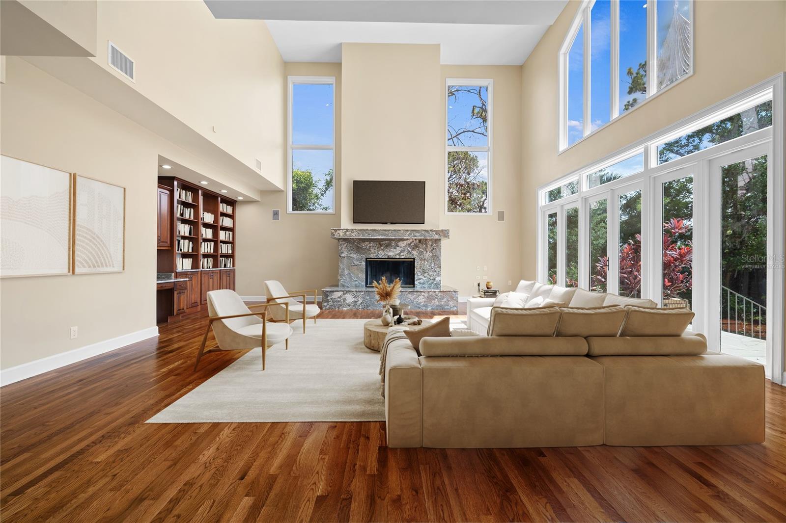 Main Living Room *Virtually Staged*