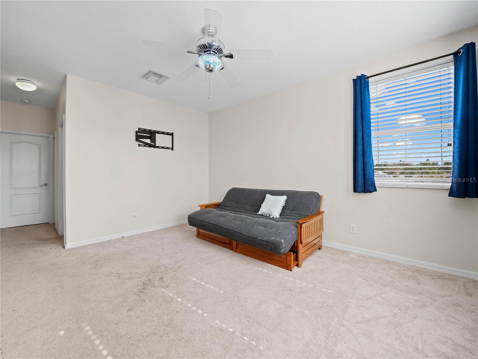 upstairs bonus room