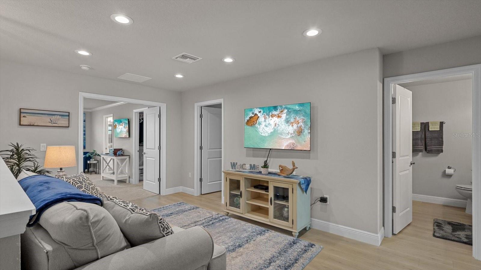 Second floor loft could be an office, game room or teen hang out