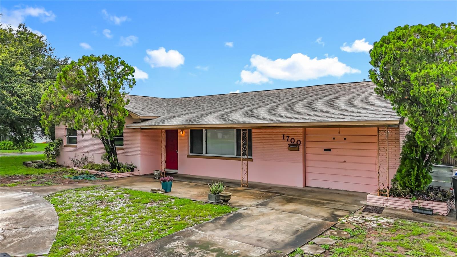 1700 63rd St N, Saint Petersburg, FL 33710