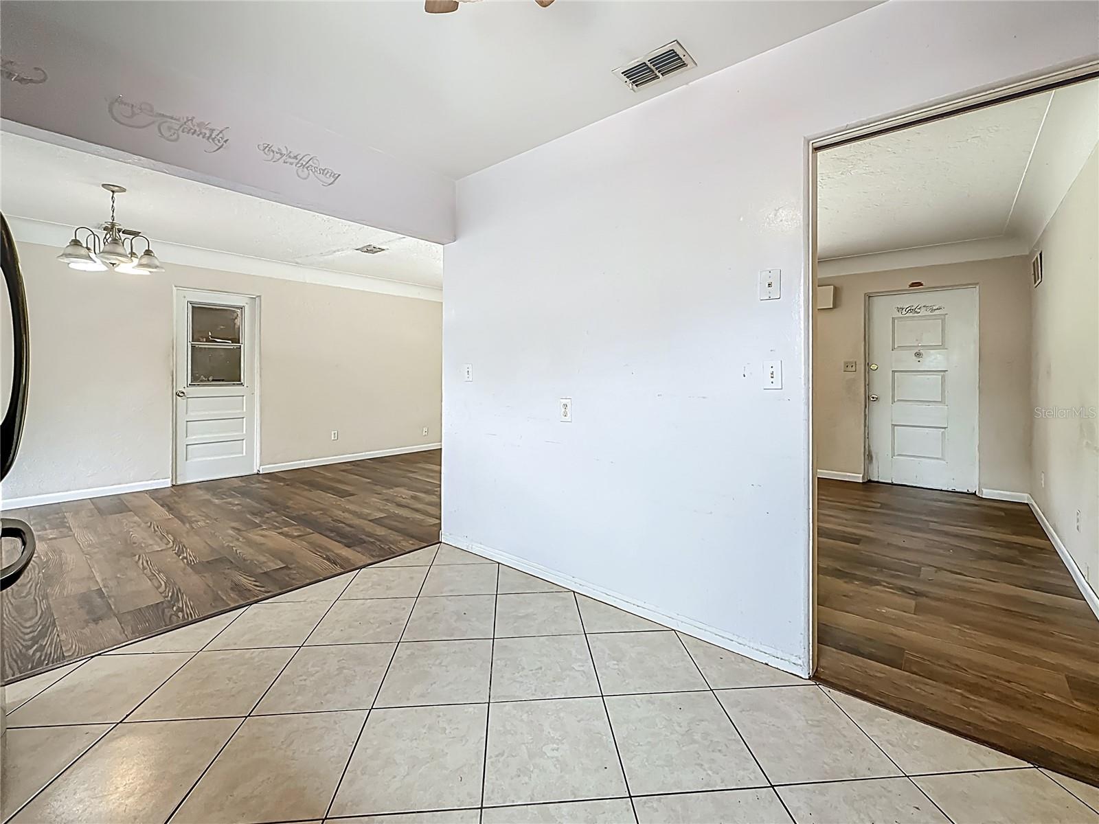 1700 63rd St N, Saint Petersburg, FL 33710
