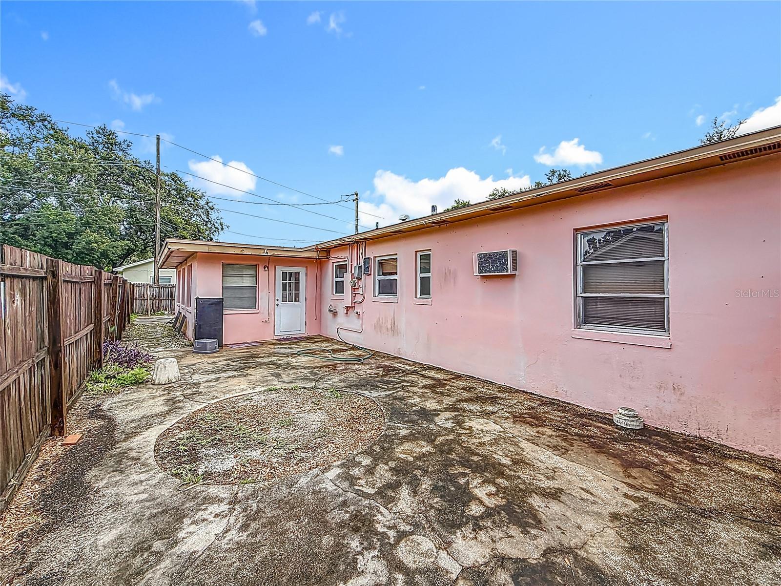 1700 63rd St N, Saint Petersburg, FL 33710