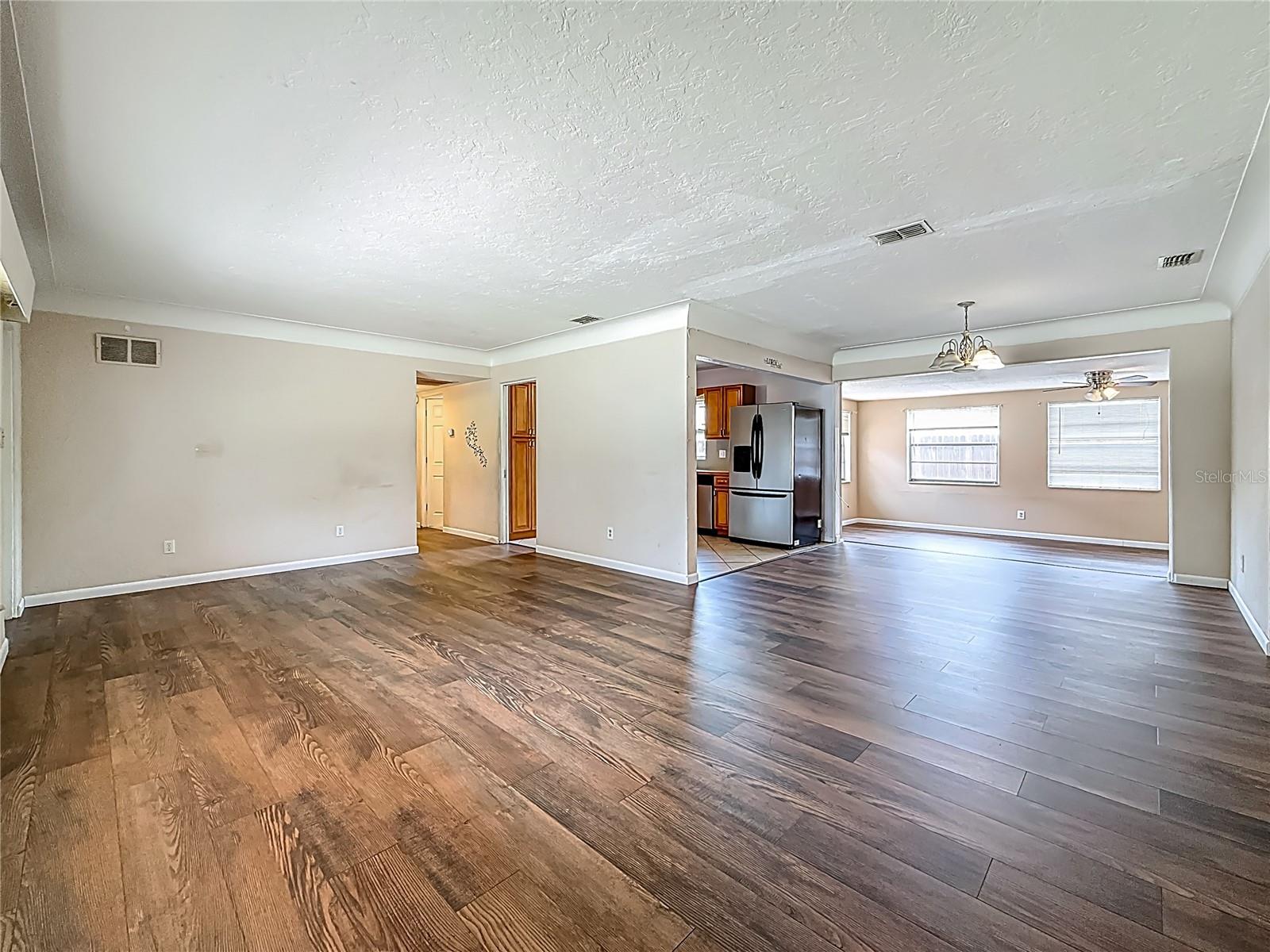 1700 63rd St N, Saint Petersburg, FL 33710