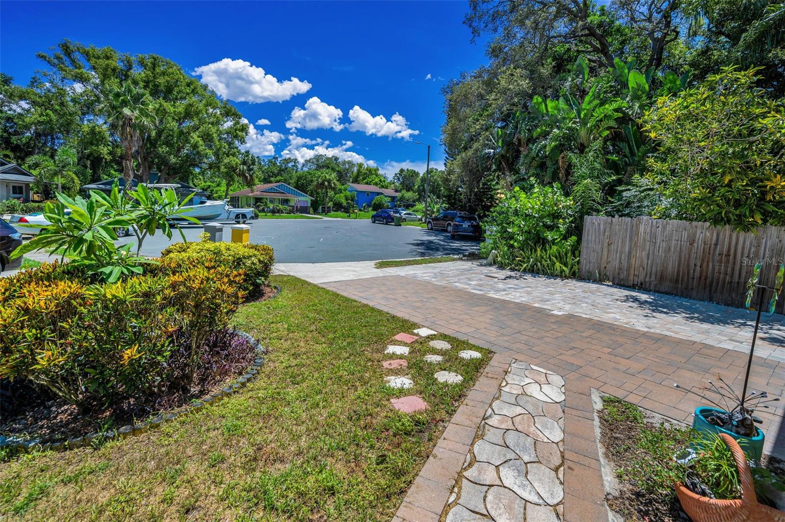 Great cul de sac location