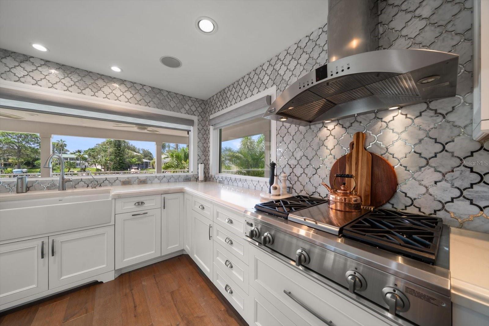 Gourmet Kitchen